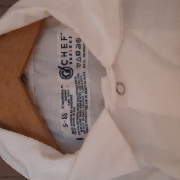 Chef Designs Snap Closure Short Sleeve Cook Shirt Size S-SS NWOT - Picture 2 of 3